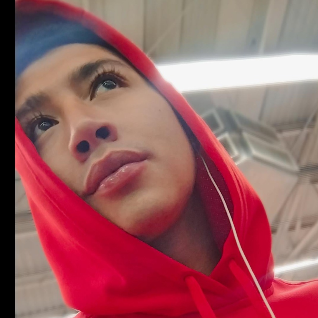 loverfans AdrianCV95 profile photo. AdrianCV95 12