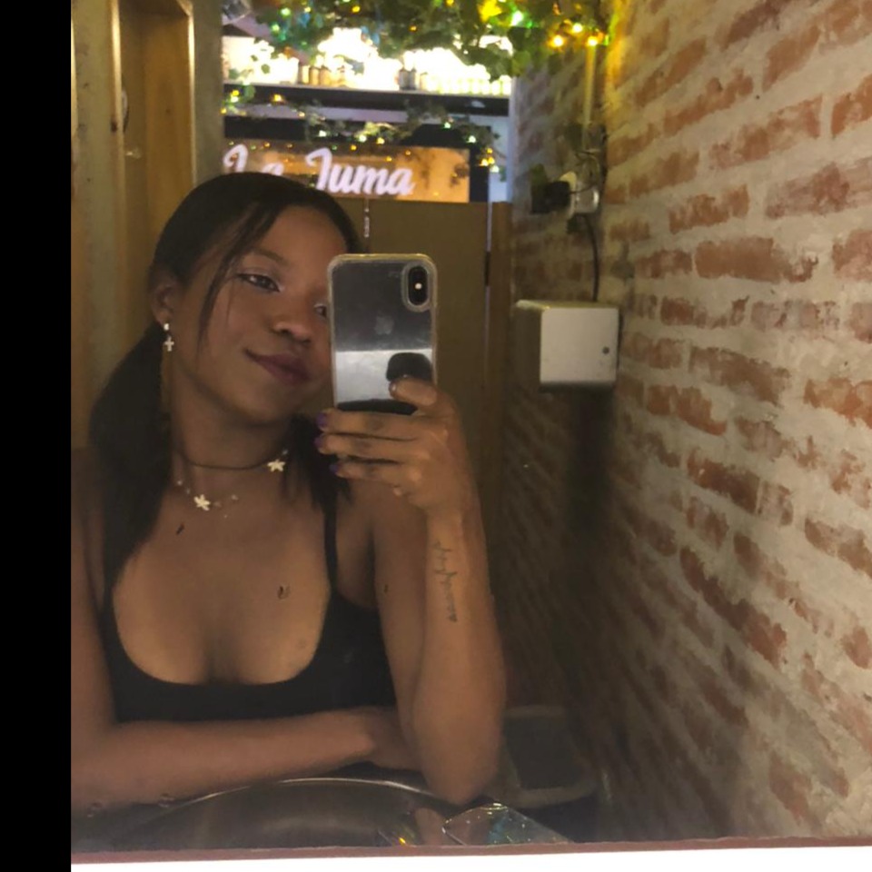 loverfans violet profile photo. violet 11