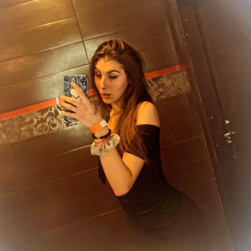 loverfans Ainara findom profile photo. Ainara findom 19