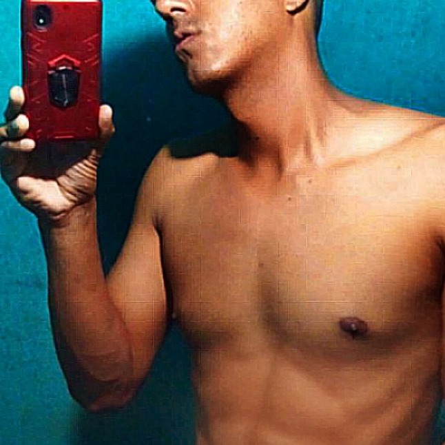 loverfans AkraM Quiroga profile photo. AkraM Quiroga 24