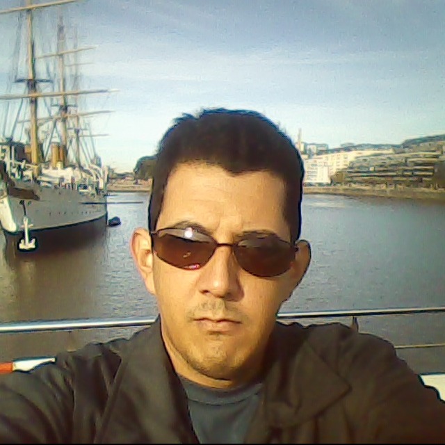 loverfans Alberth85 profile photo. Alberth85 6