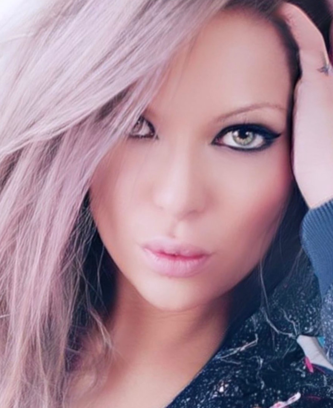 loverfans Aris dark profile photo. Aris dark 28