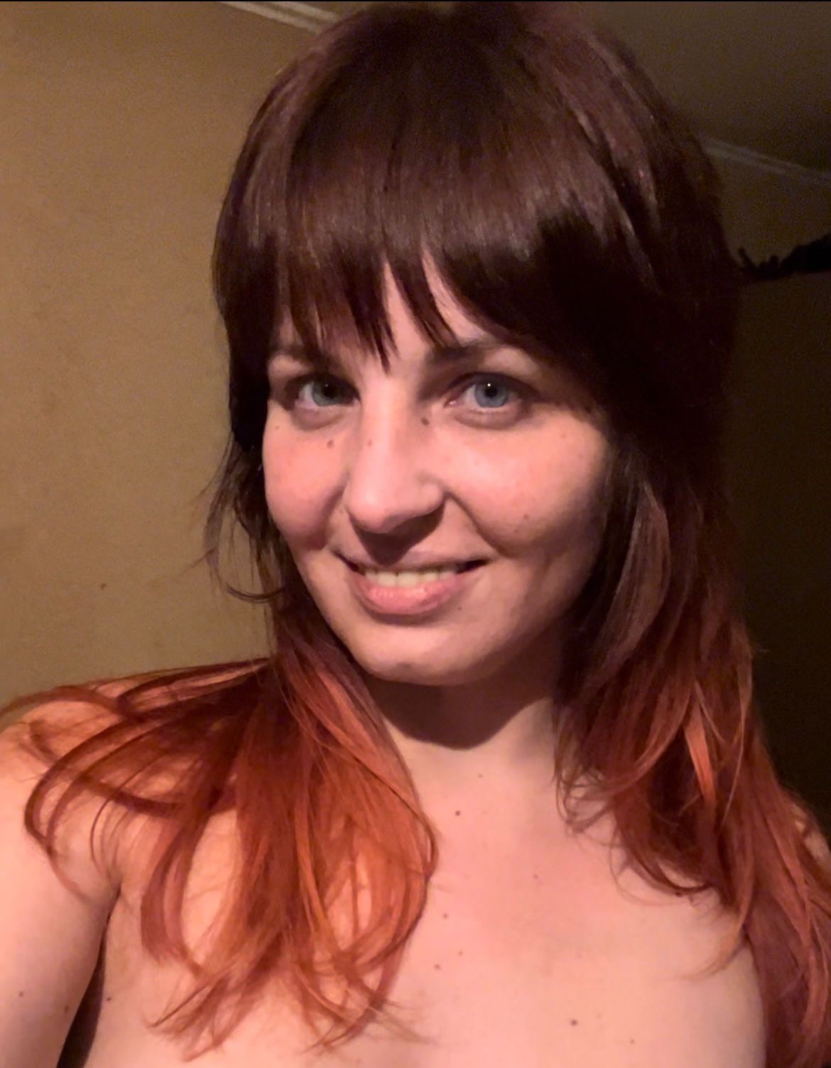 loverfans Elena917 profile photo. Elena917 19