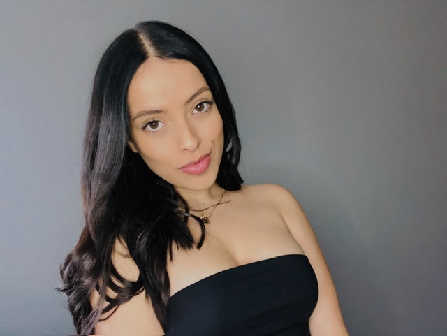 loverfans Baby brunette profile photo. Baby brunette 23