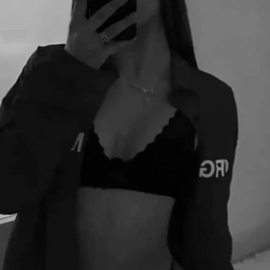 loverfans Mae01 profile photo. Mae01 11