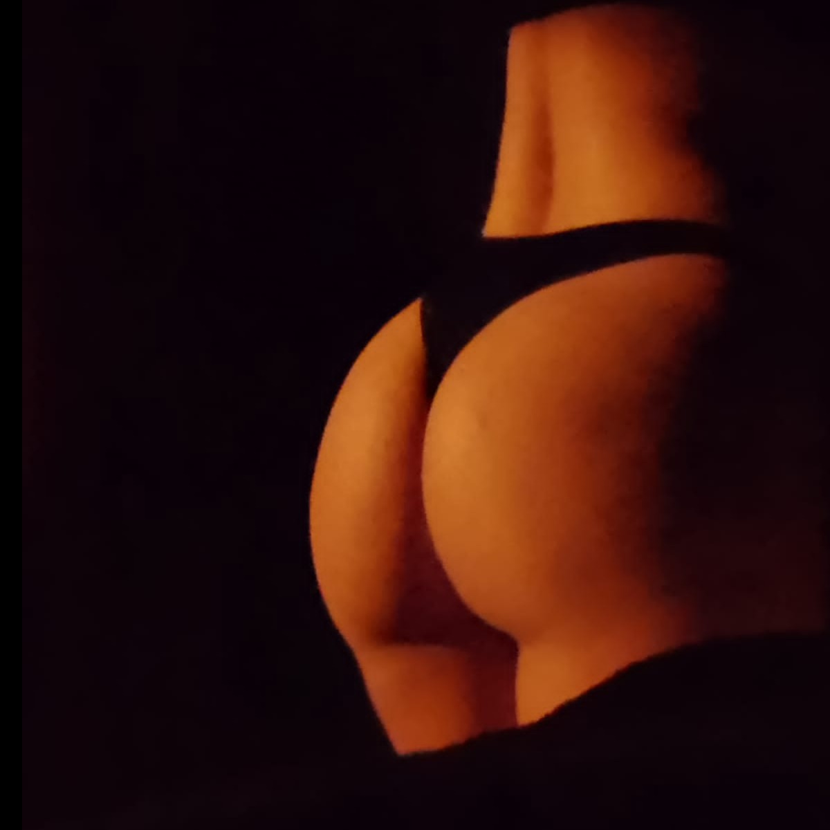 loverfans Tinyy93 profile photo. Tinyy93 24