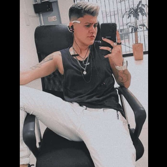 loverfans NoahRoberts profile photo. NoahRoberts 10