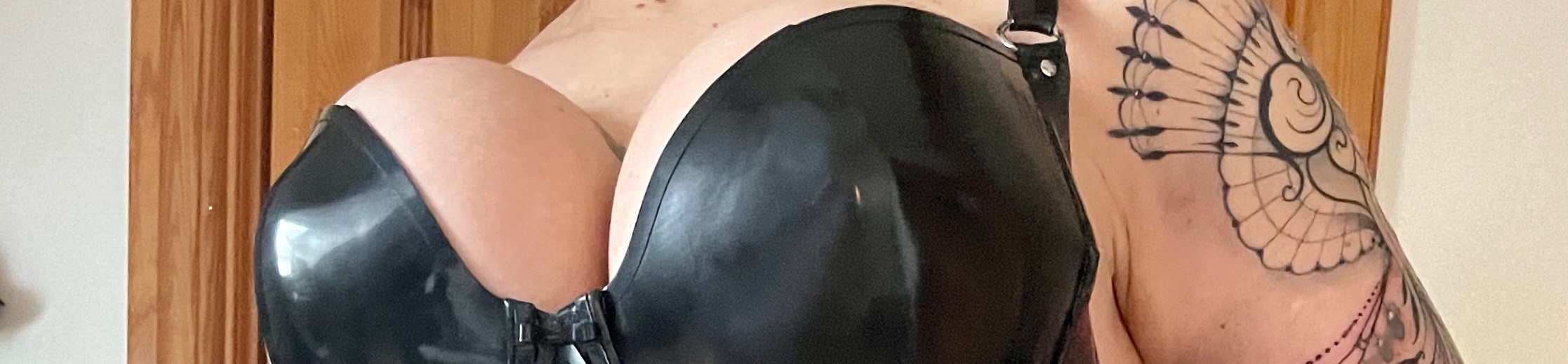 loverfans Pierced07 profile banner