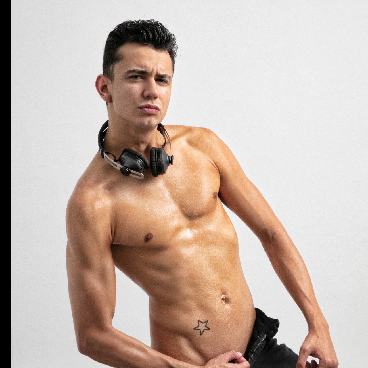 loverfans SweetManiX profile photo. SweetManiX 27