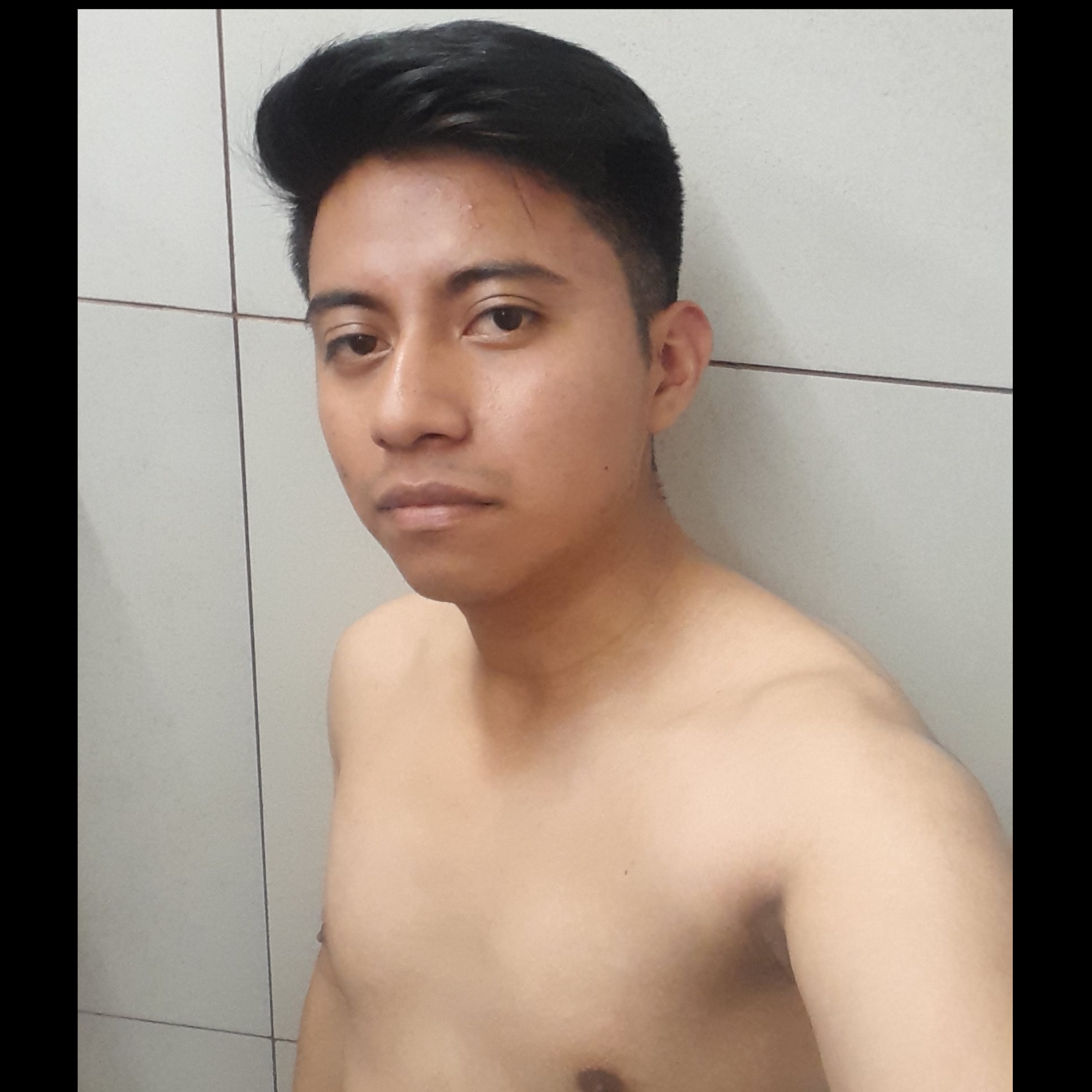 loverfans Axel profile photo. Axel 19