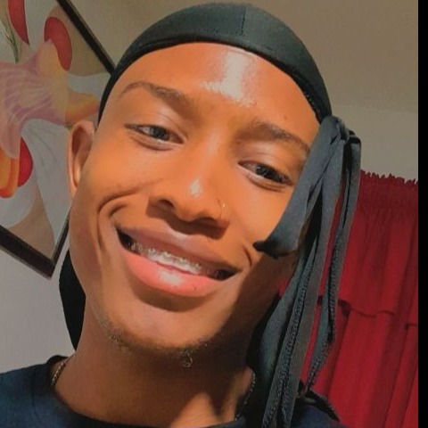 loverfans Yiner21 profile photo. Yiner21 11