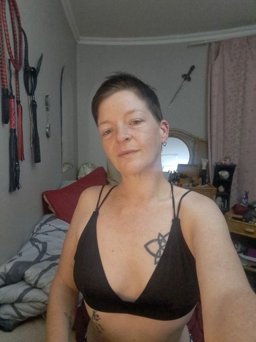 loverfans ZenitheBloodRose profile photo. ZenitheBloodRose 2