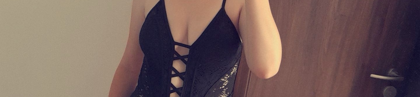 loverfans Pussy queen profile banner