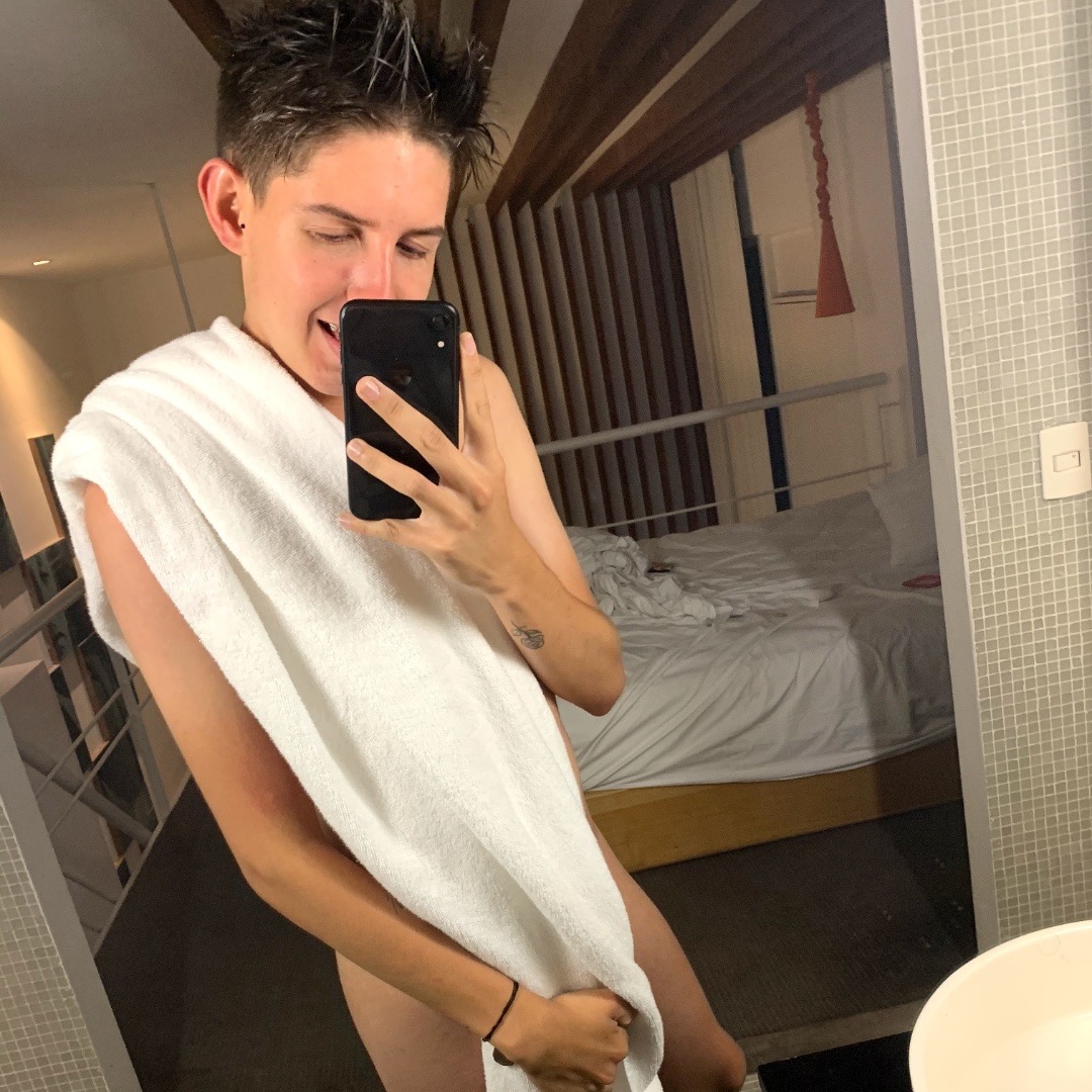 loverfans Javier Peralta profile photo. Javier Peralta 16