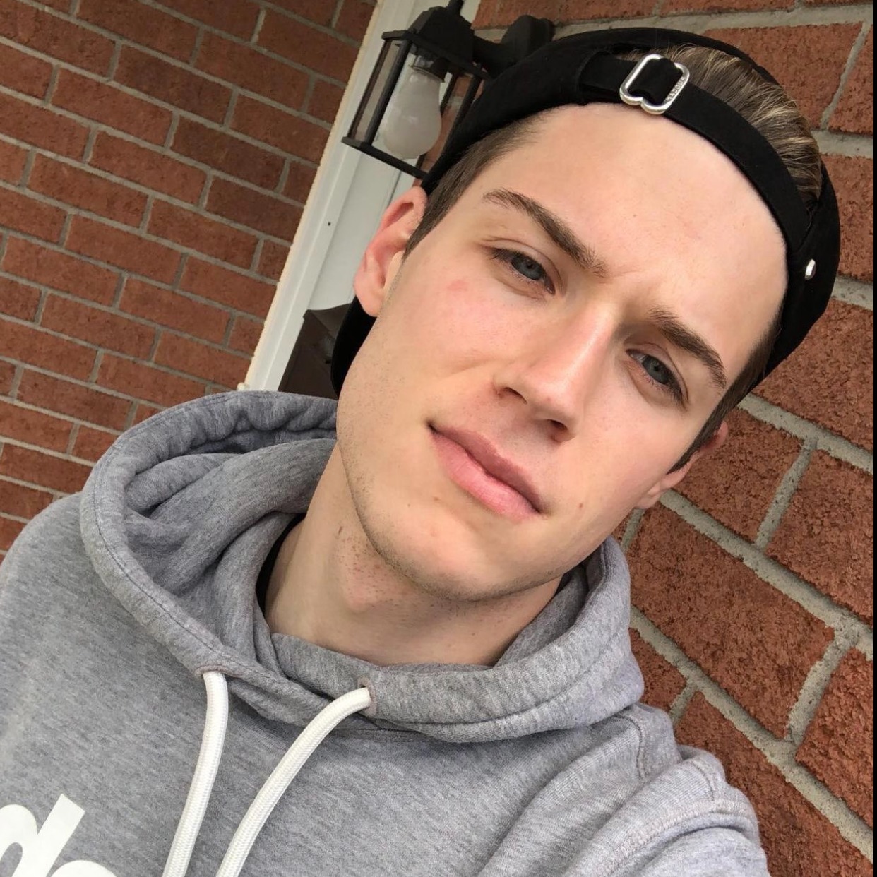 loverfans Brendon White profile photo. Brendon White 16