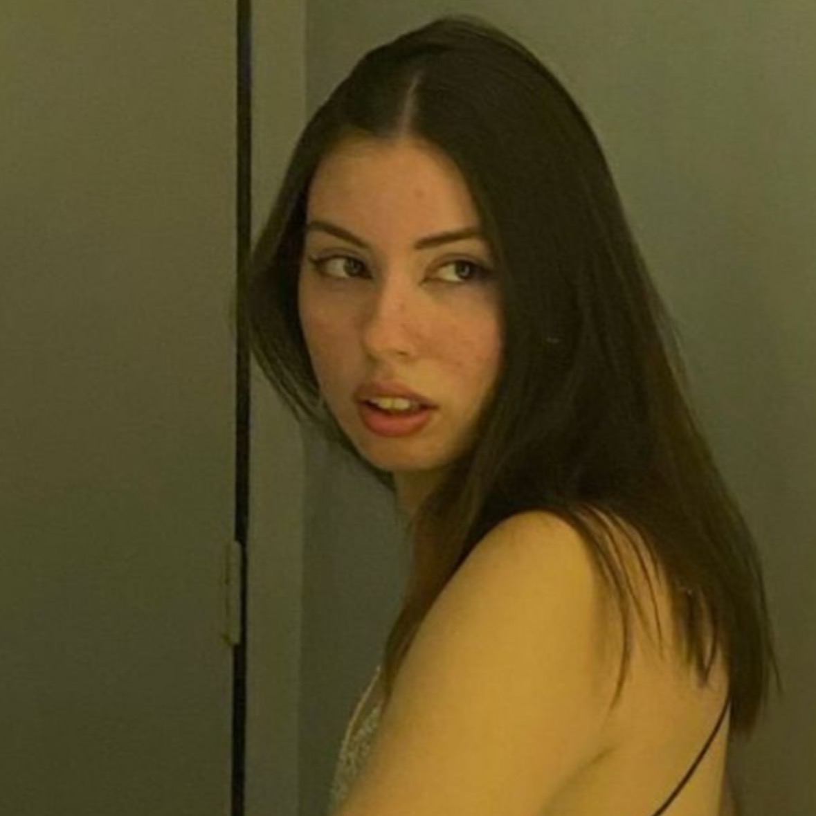 loverfans Aquarian Goddess ♒️ profile photo. Aquarian Goddess ♒️ 25