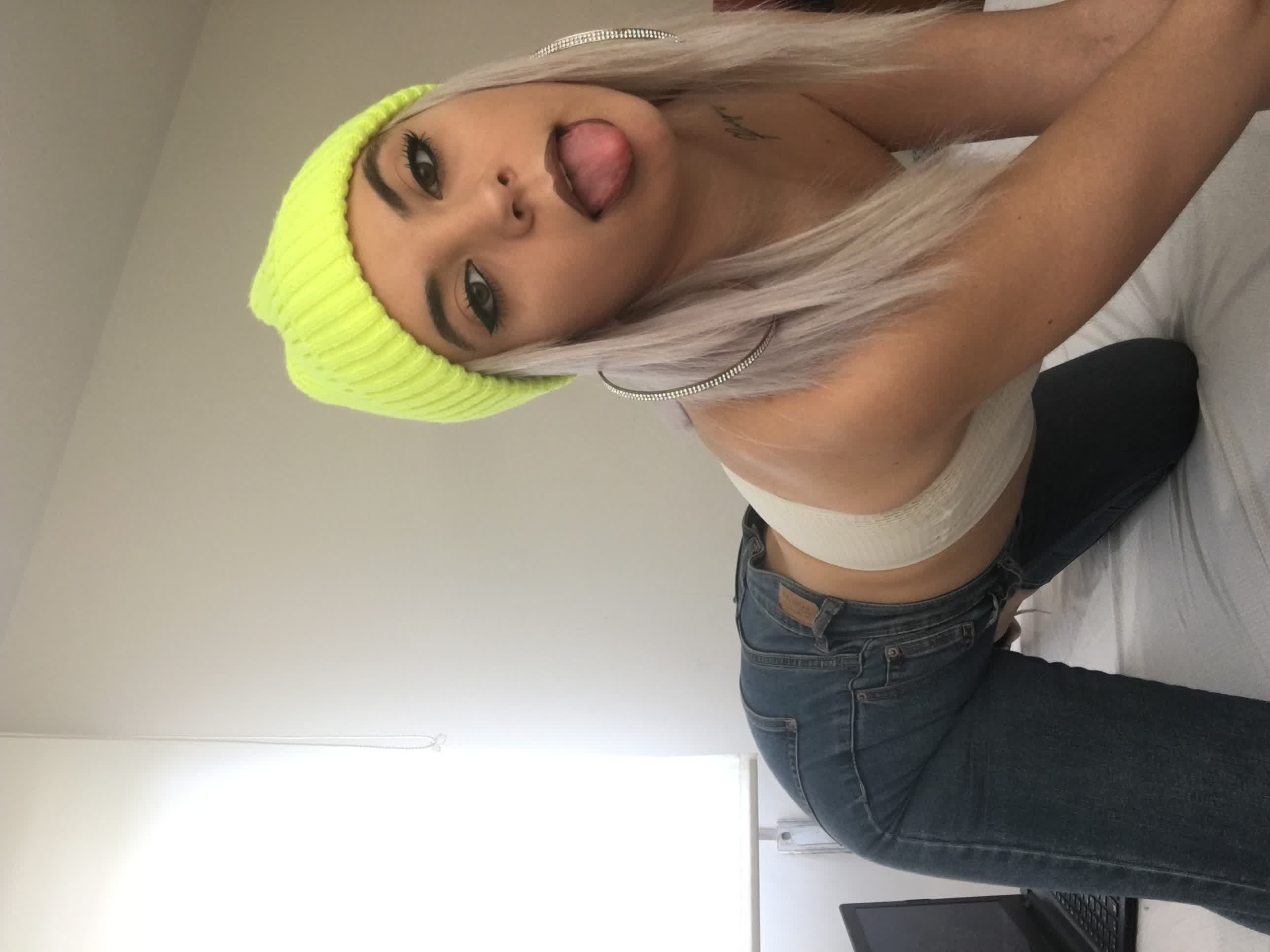 loverfans La mamasita del pari profile photo. La mamasita del pari 7