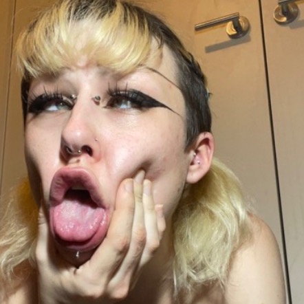 loverfans maiden_myra profile photo. maiden_myra 22