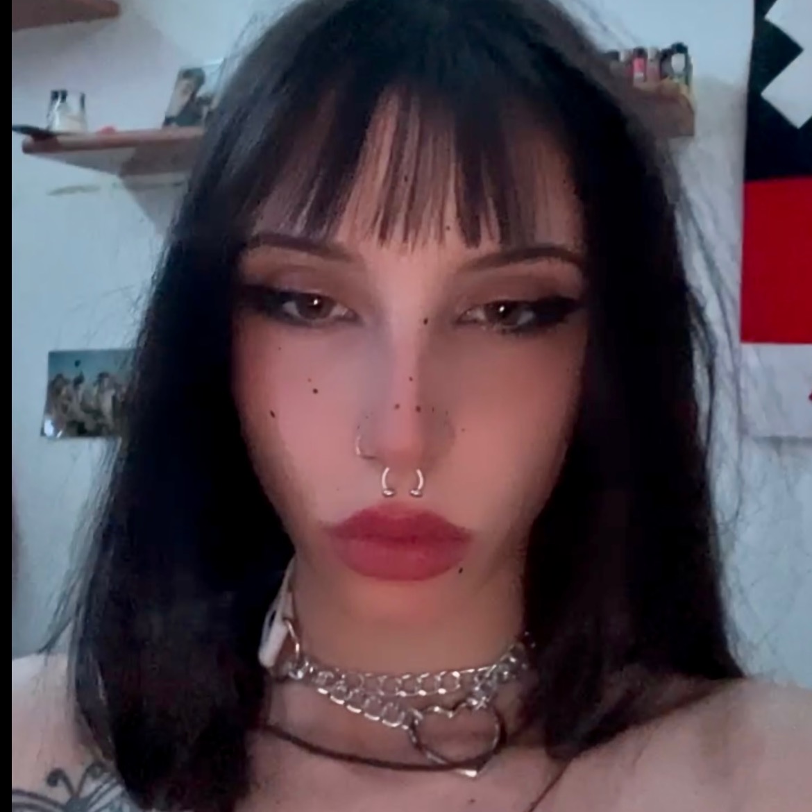 loverfans Whitewidow? profile photo. Whitewidow? 1