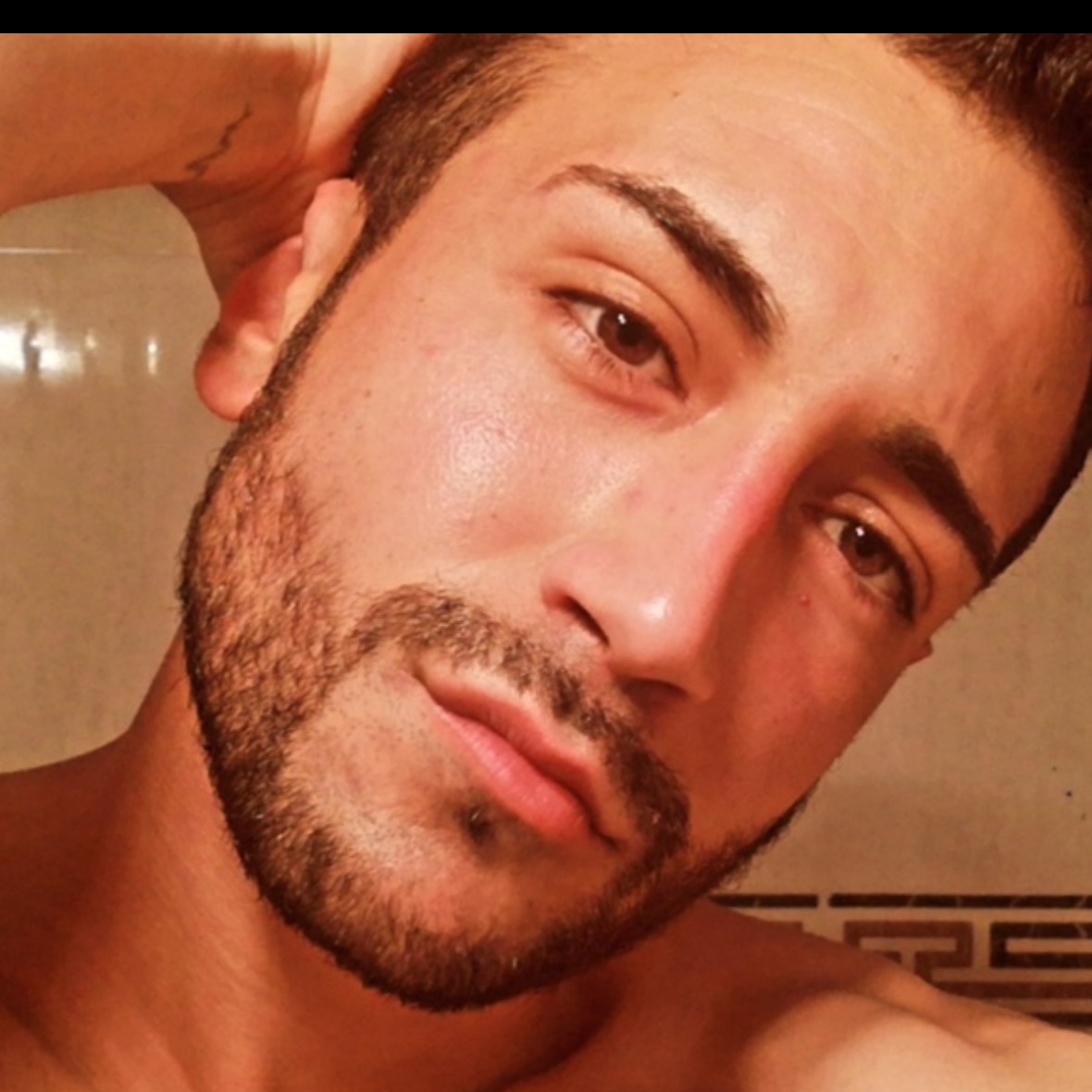 loverfans DAN MART ⚪ profile photo. DAN MART ⚪ 12